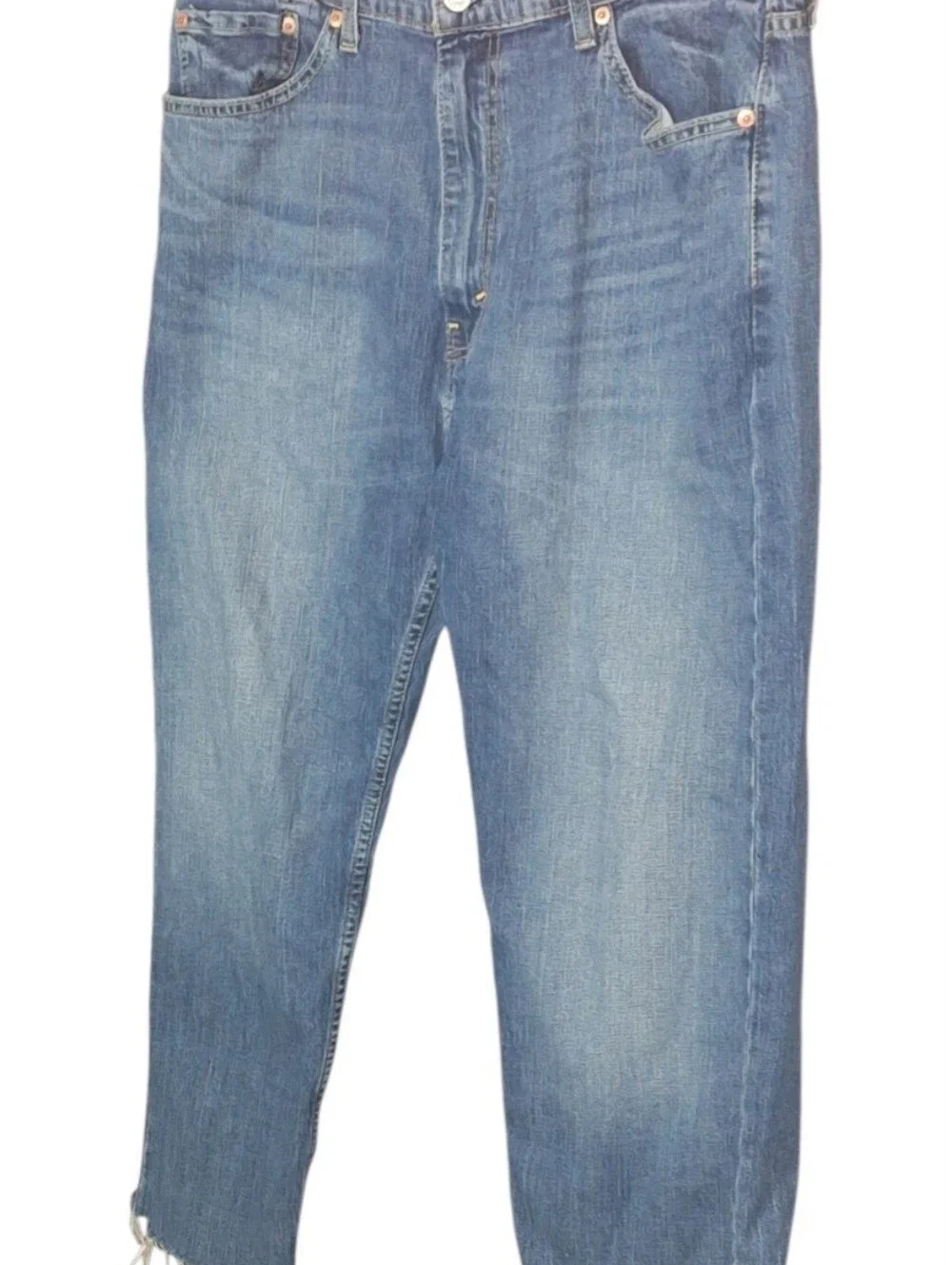 Levis waist 18